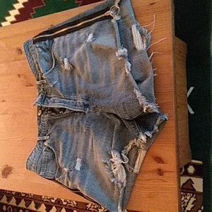 Good American jean shorts